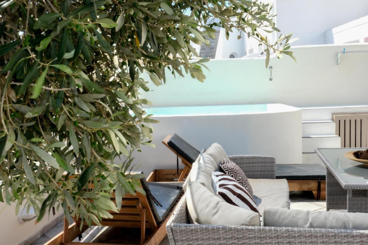Residence By Georgia Studios Fira  Exteriér fotografie