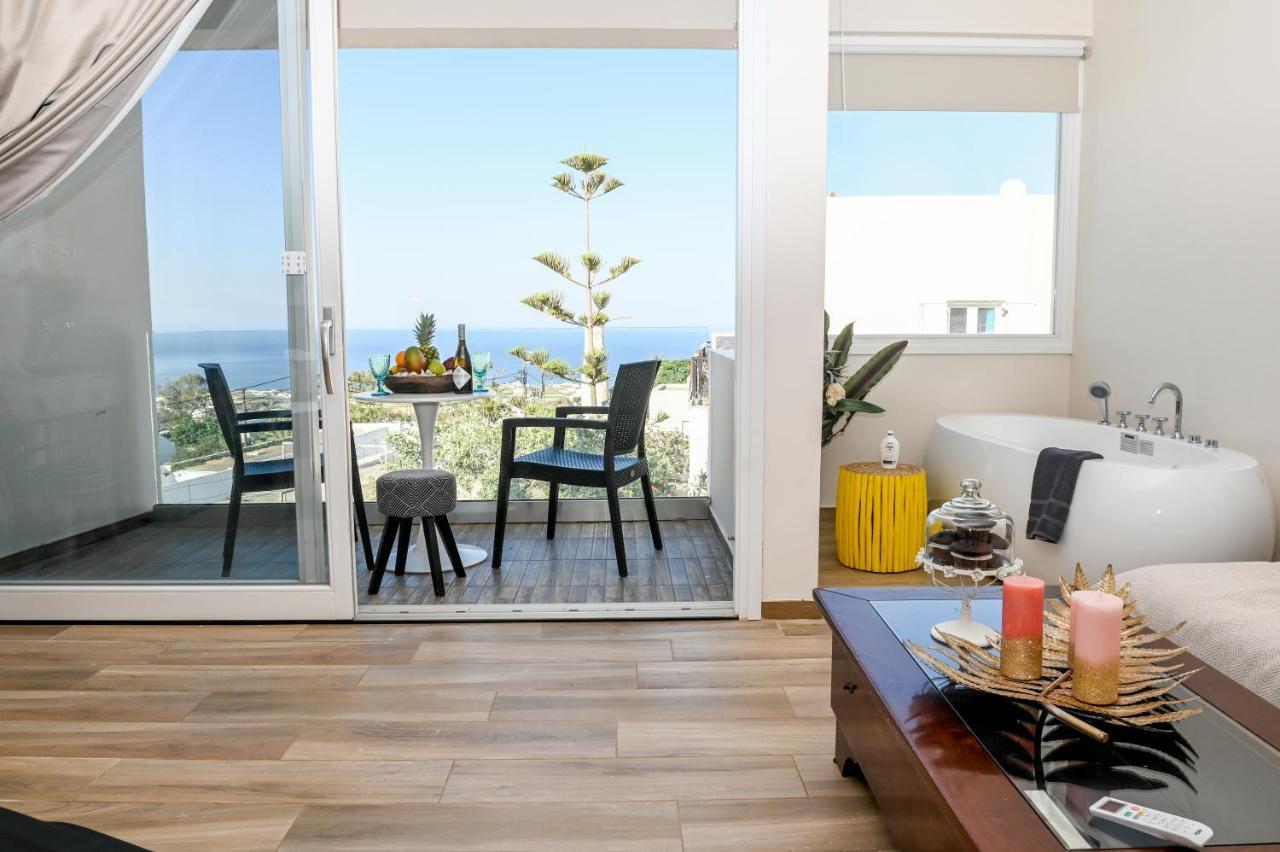 Residence By Georgia Studios Fira  Exteriér fotografie