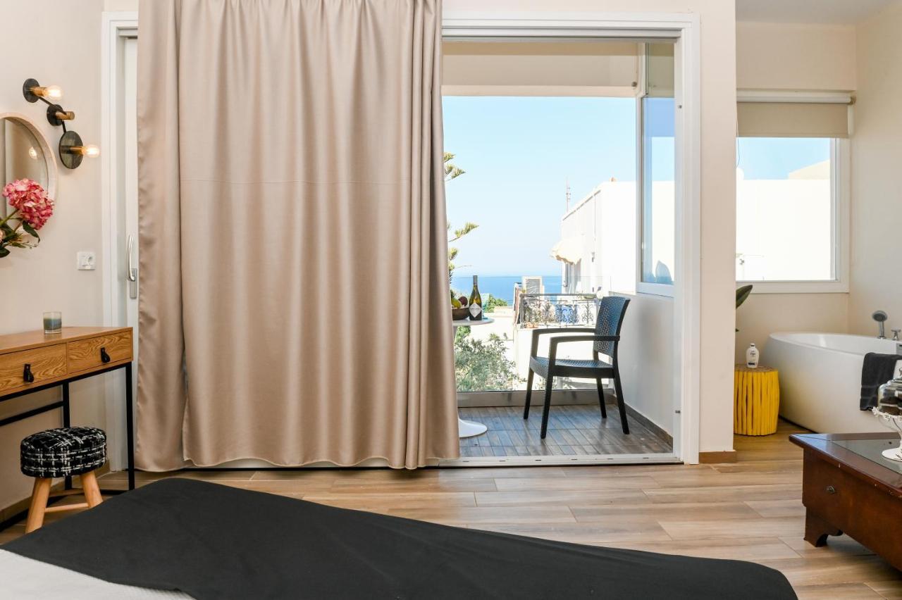 Residence By Georgia Studios Fira  Exteriér fotografie