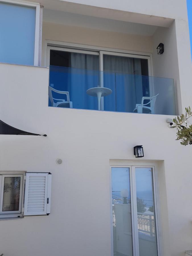 Residence By Georgia Studios Fira  Exteriér fotografie